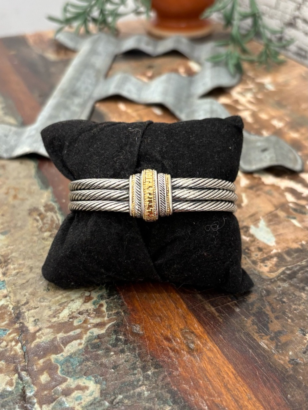 Cable Cuff Bracelet Silver - Picture 2 of 7